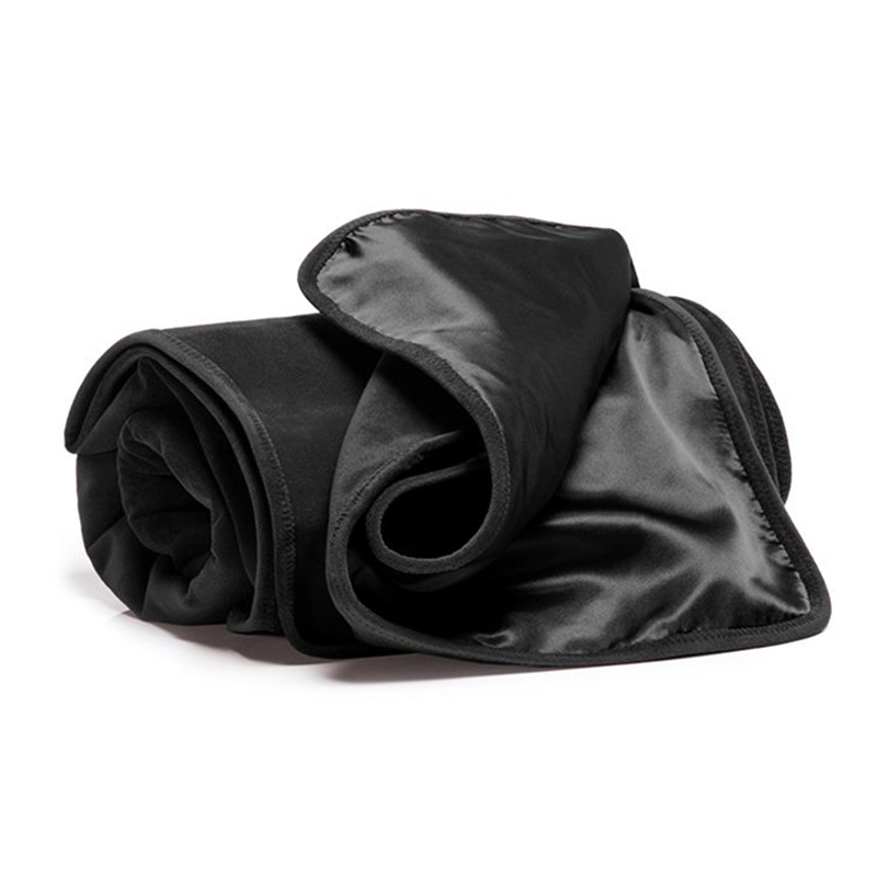L14155545 Liberator Fascinator Throw Black NO FURTHER DISCOUNTS APPLY