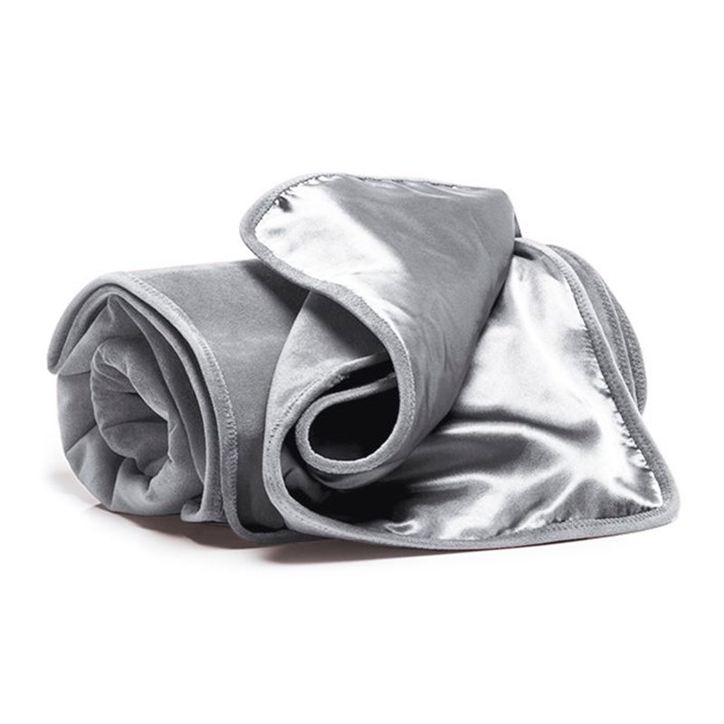 L14155546 Liberator Fascinator Throw Platinum NO FURTHER DISCOUNTS APPLY