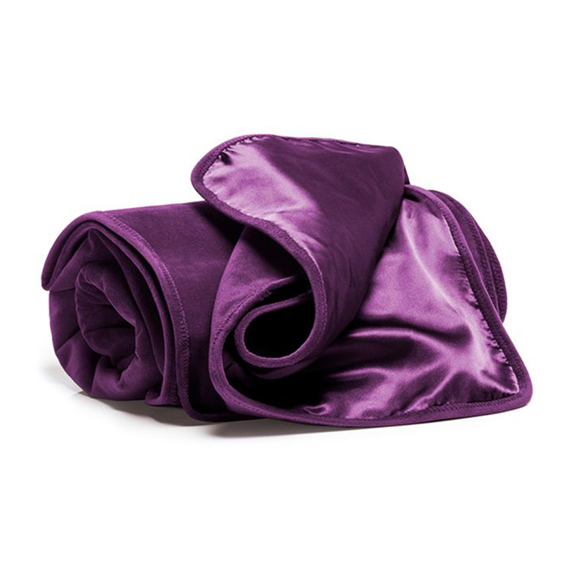 L14155548 Liberator Fascinator Throw Aubrergine NO FURTHER DISCOUNTS APPLY