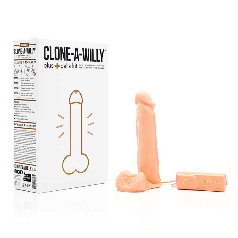 30070<br> Vibrating Clone-A-Willy With BALLS<br> Light Tone