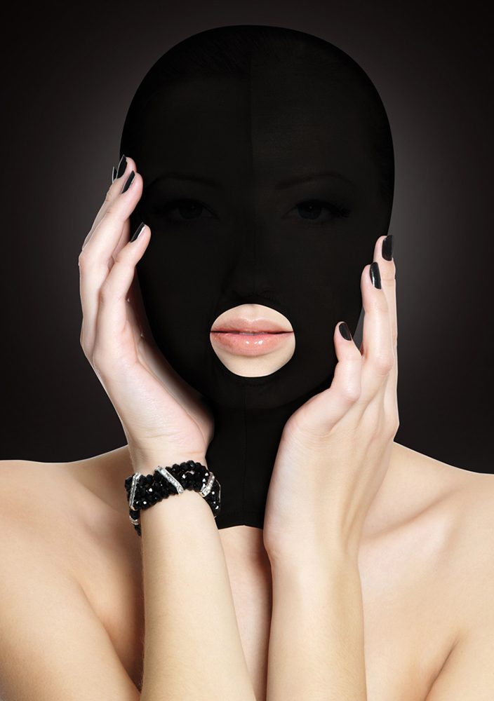 ST1157<br> Submission Mask<br> Black